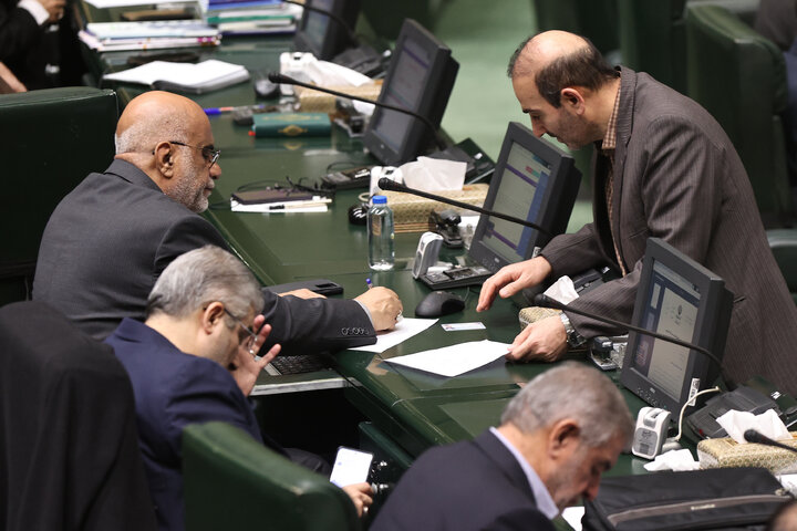 نشست علنی دوشنبه 15 دی ماه مجلس شورای اسلامی