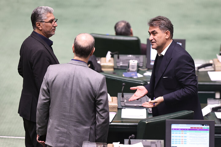 نشست علنی دوشنبه 15 دی ماه مجلس شورای اسلامی