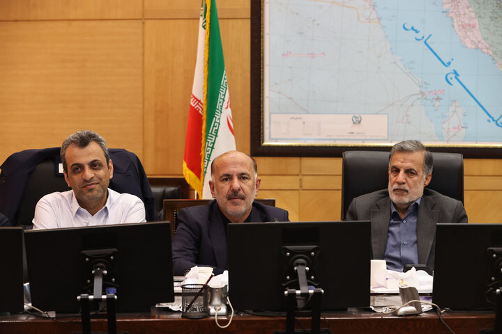 نشست عصر دوشنبه 15 دی ماه 1404