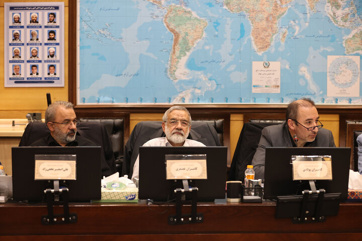 نشست 15 دی ماه کمیسیون شوراها و امور داخلی کشور