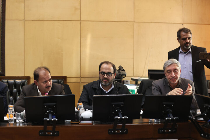 نشست 15 دی ماه 1404 کمیسیون صنایع