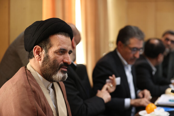 نشست 15 دی ماه 1404 کمیسیون صنایع