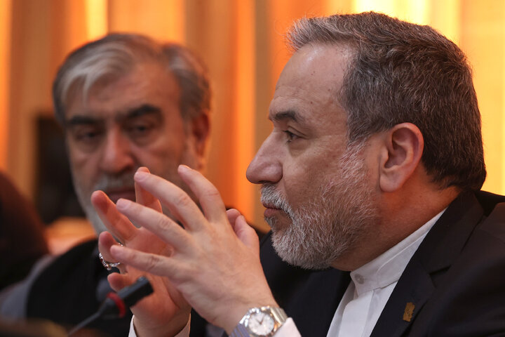 نشست 15 دی ماه  کمیسیون امنیت ملی با حضور وزیر خارجه