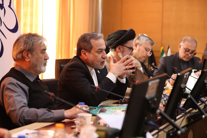 نشست 15 دی ماه  کمیسیون امنیت ملی با حضور وزیر خارجه