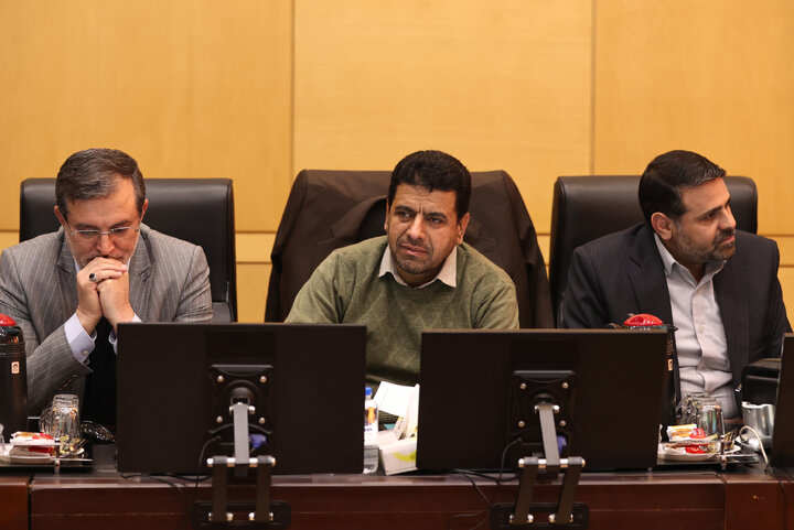 نشست 15 دی ماه کمیسیون آموزش