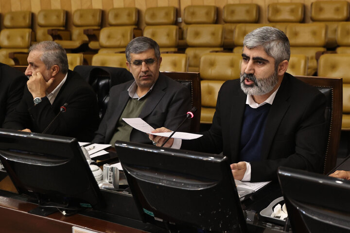 نشست هم اندیشی سیاست های ابلاغی مقام معظم رهبری در حوزه قضایی با حضور وزیر دادگستری و معاون اول قوه قضاییه