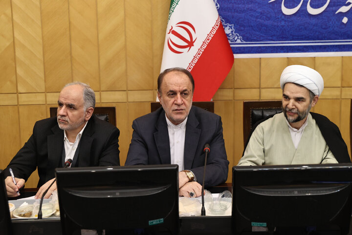 نشست هم اندیشی سیاست های ابلاغی مقام معظم رهبری در حوزه قضایی با حضور وزیر دادگستری و معاون اول قوه قضاییه