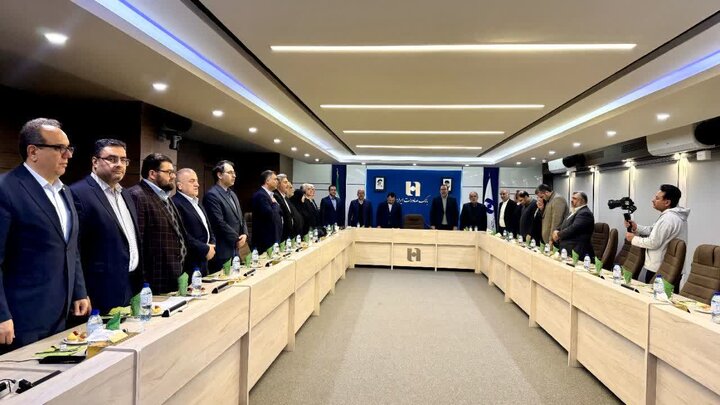 لزوم تقویت تعاملات بین بانک‌ها و بخش‌های اقتصادی کشور برای حل مشکلات مالی و اقتصادی