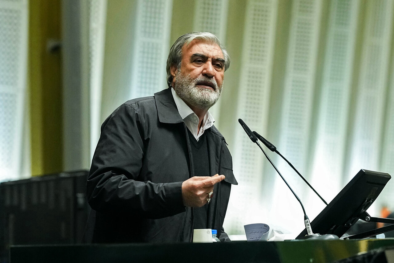 پاسخ ایران به قطعنامه شورای حکام در میدان خواهد بود پاسخ ایران به قطعنامه شورای حکام در میدان خواهد بود