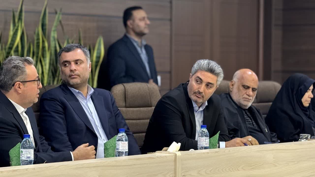 لزوم تقویت تعاملات بین بانکها و بخشهای اقتصادی کشور برای حل مشکلات مالی و اقتصادی