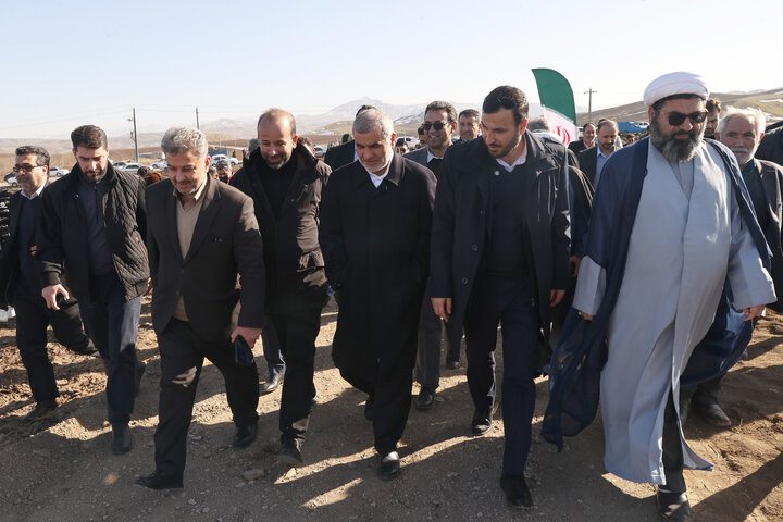 مراسم کلنگ زنی ساخت پروژه پست برق شهرستان انگوت