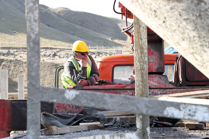 بازدید نیکزاد از طرح آبرسانی به ۱۵۴ روستای شهرستان گرمی