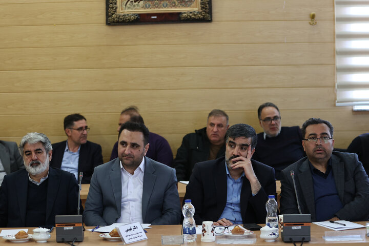 نشست جمع‌بندی و تصویب مصوبات سفر نظارتی نیکزاد به شهرستان گرمی