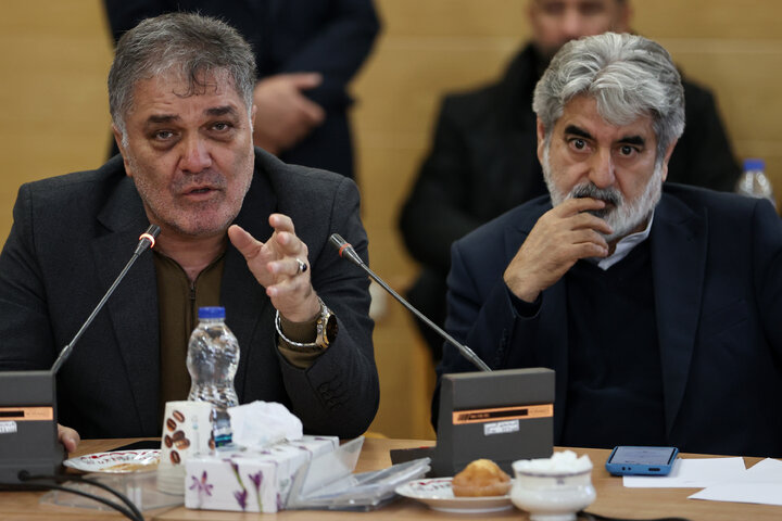 نشست جمع‌بندی و تصویب مصوبات سفر نظارتی نیکزاد به شهرستان گرمی