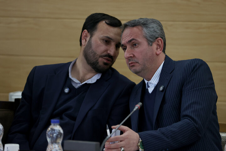 نشست جمع‌بندی و تصویب مصوبات سفر نظارتی نیکزاد به شهرستان گرمی