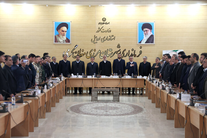 نشست جمع‌بندی و تصویب مصوبات سفر نظارتی نیکزاد به شهرستان گرمی