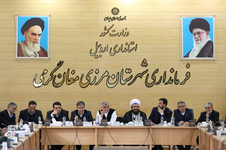 نشست جمع‌بندی و تصویب مصوبات سفر نظارتی نیکزاد به شهرستان گرمی