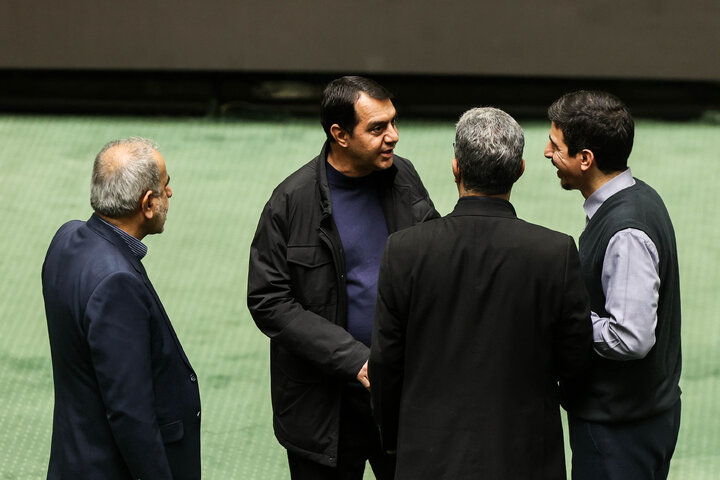 نشست علنی یکشنبه ۲۱ دی ماه مجلس شورای اسلامی