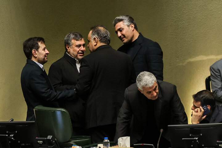 نشست علنی یکشنبه ۲۱ دی ماه مجلس شورای اسلامی