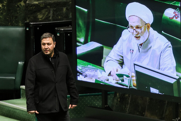 نشست علنی یکشنبه ۲۱ دی ماه مجلس شورای اسلامی