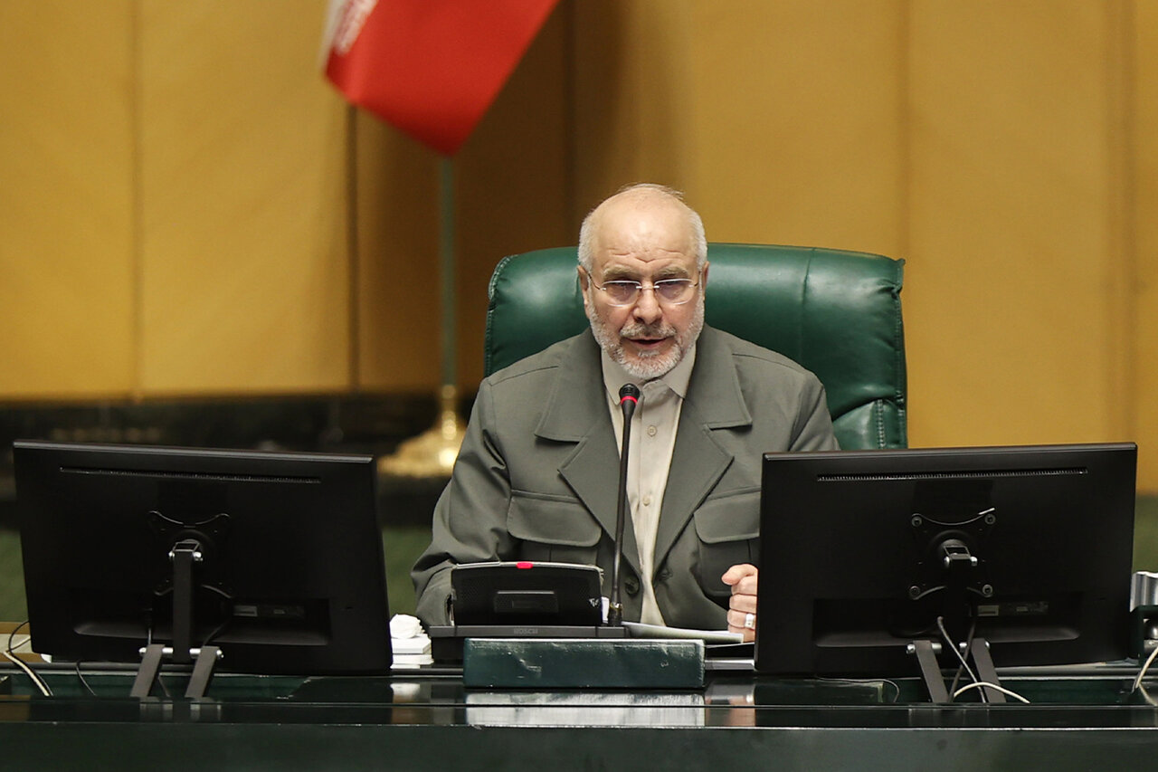 نطق پیش از دستور رئیس مجلس شورای اسلامی، ۲۱ دی ماه ۱۴۰۴