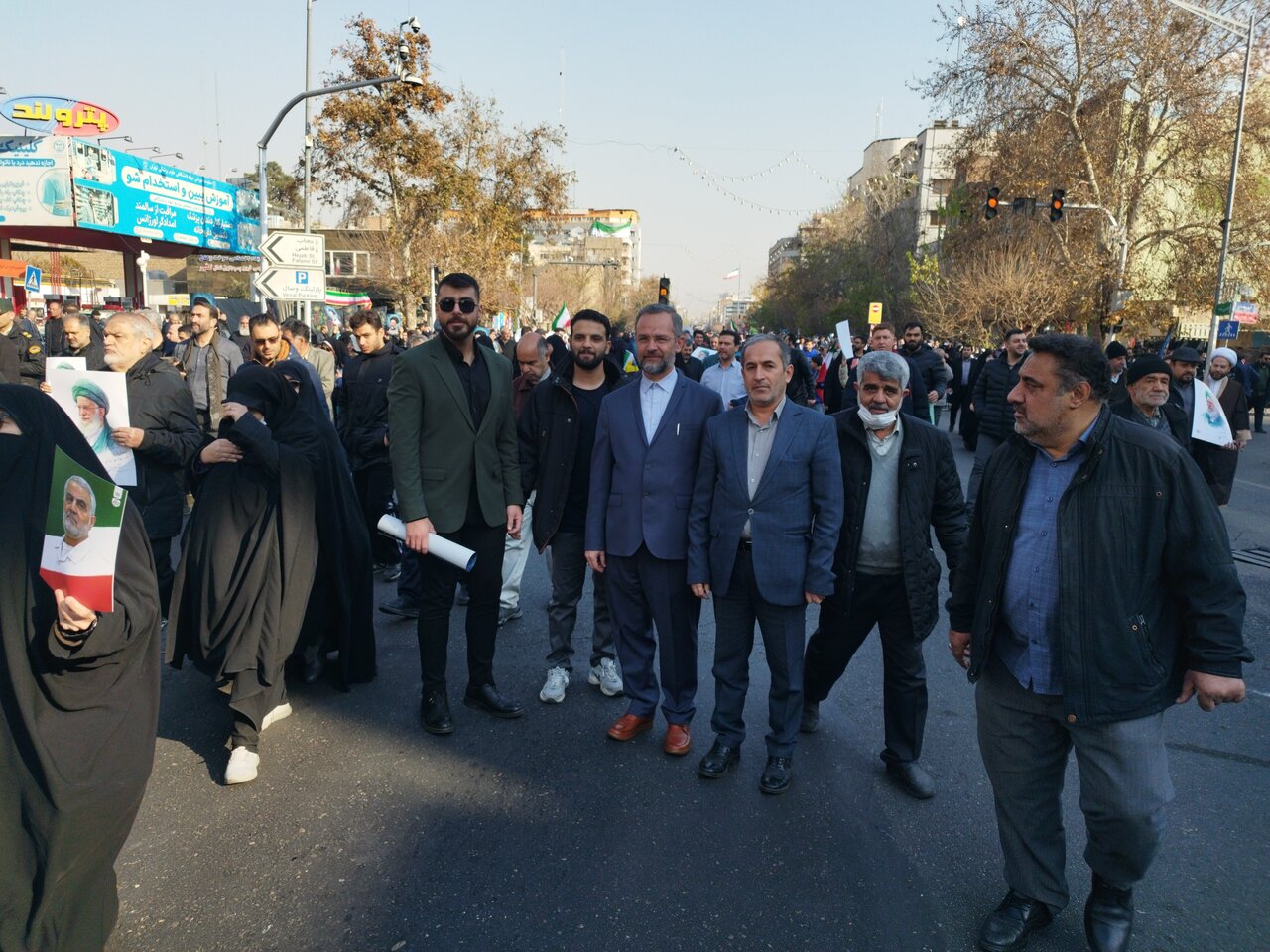 حضور نمایندگان مجلس در کنار آحاد مردم