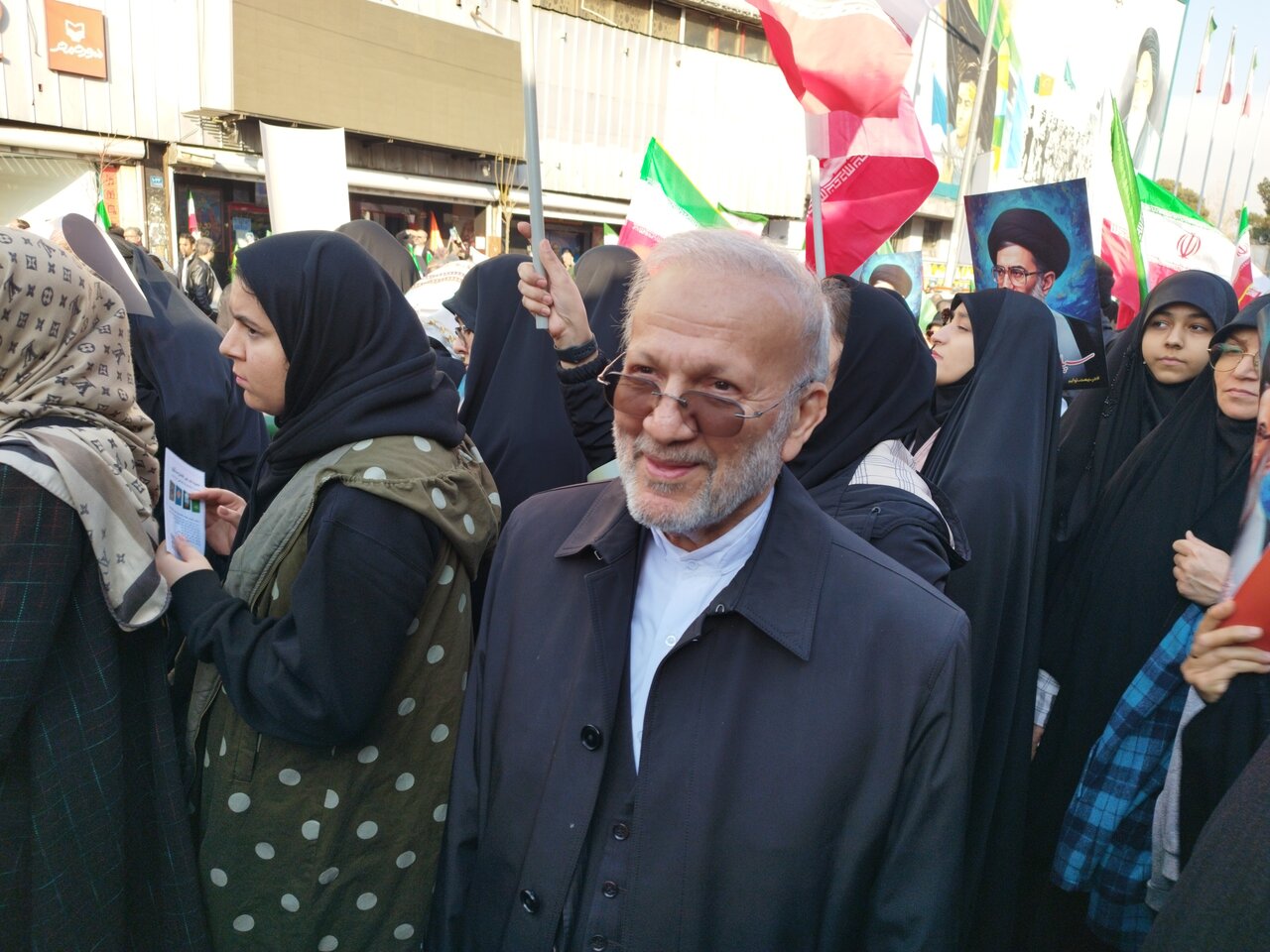 حضور نمایندگان مجلس در کنار آحاد مردم