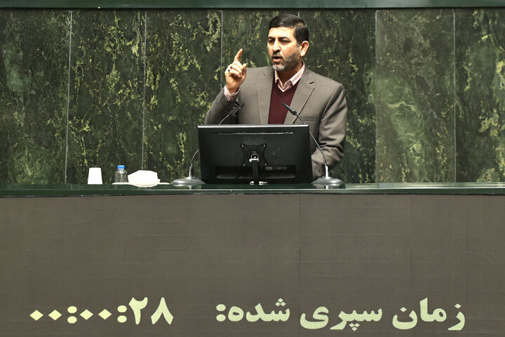 ناطقان میان دستور نشست 23 دی ماه مجلس