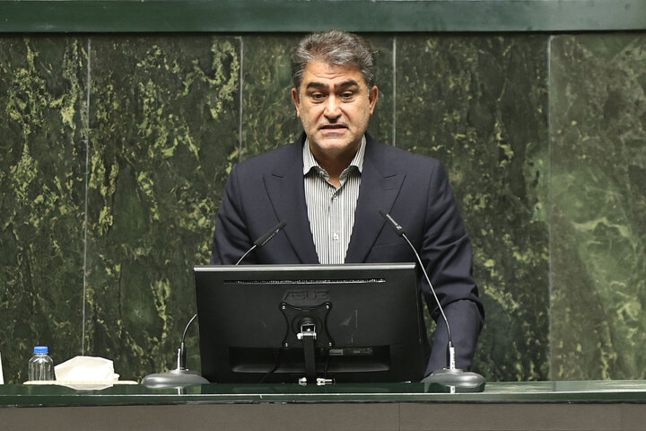 ناطقان میان دستور نشست 23 دی ماه مجلس