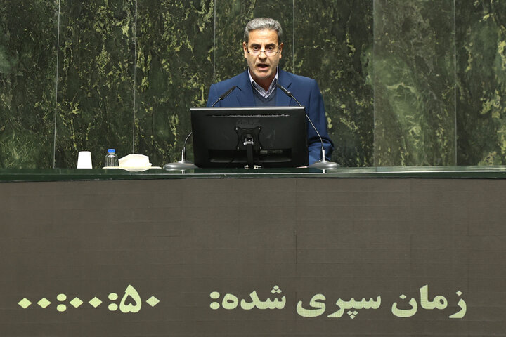 ناطقان میان دستور نشست 23 دی ماه مجلس