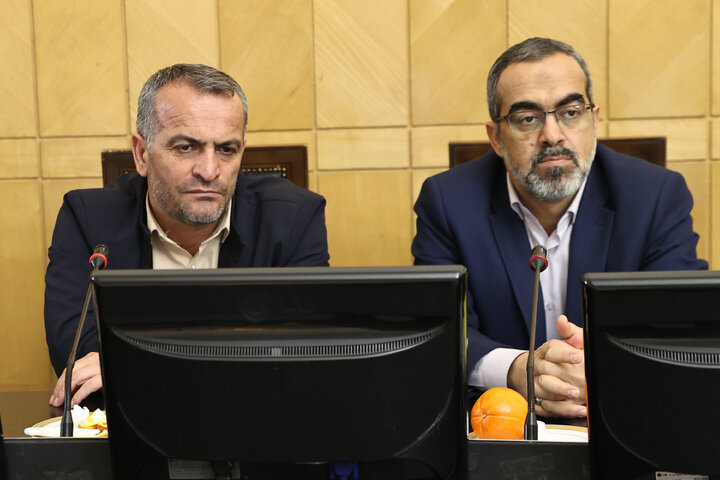 نشست  فراکسیون دفاع و اقدارملی با حضور وزیر دفاع