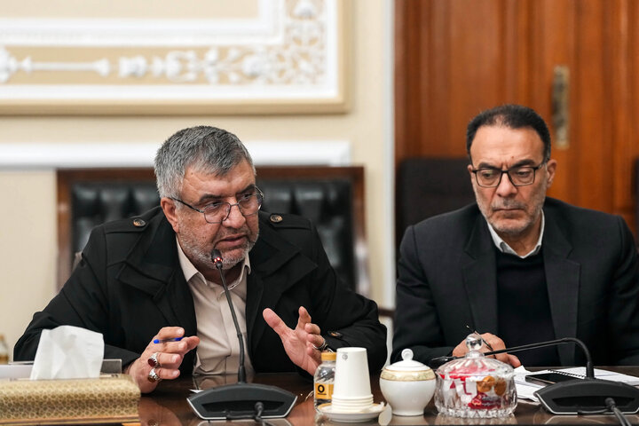 دیدار اعضای کمیسیون کشاورزی با دکتر قالیباف