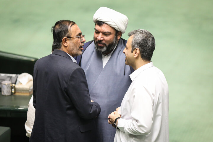 نشست علنی چهارشنبه ۲4 دی ماه مجلس شورای اسلامی