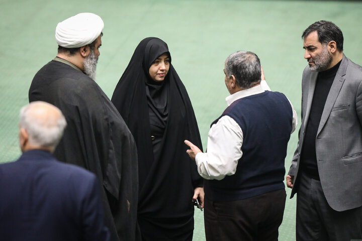 نشست علنی چهارشنبه ۲4 دی ماه مجلس شورای اسلامی