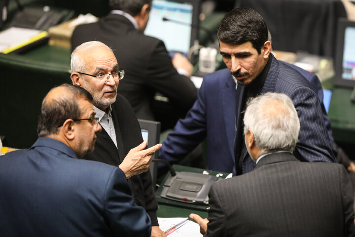 نشست علنی چهارشنبه ۲4 دی ماه مجلس شورای اسلامی