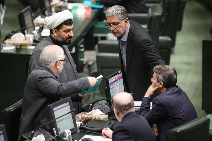 نشست علنی چهارشنبه ۲4 دی ماه مجلس شورای اسلامی