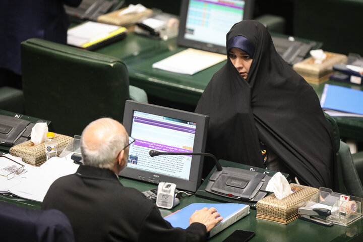 نشست علنی چهارشنبه ۲4 دی ماه مجلس شورای اسلامی