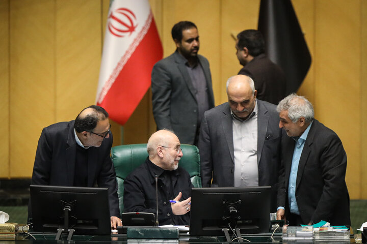 نشست علنی چهارشنبه  ۲4 دی ماه مجلس شورای اسلامی