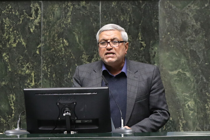 ناطقان میان دستور جلسه علنی ۲۴ دی ماه مجلس