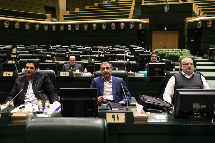 نشست نوبت صبح یکشنبه 28 دی ماه کمیسیون تلفیق لایحه بودجه سال 1405