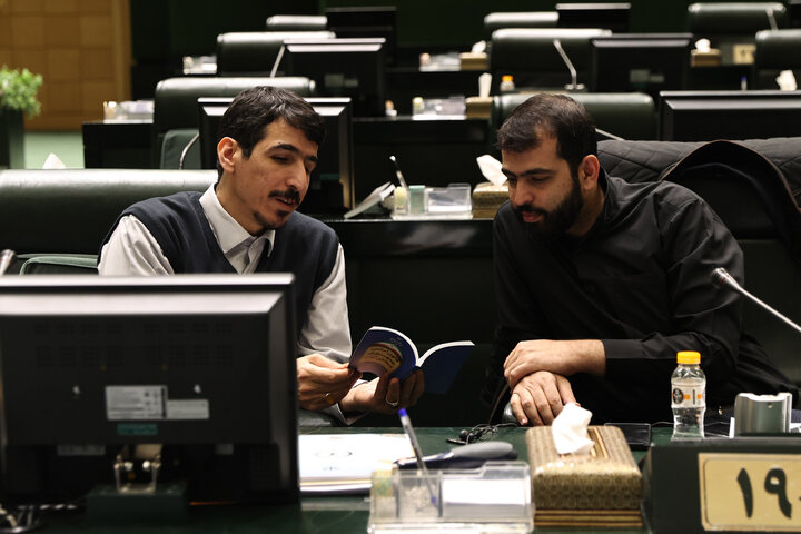 نشست نوبت صبح یکشنبه 28 دی ماه کمیسیون تلفیق لایحه بودجه سال 1405