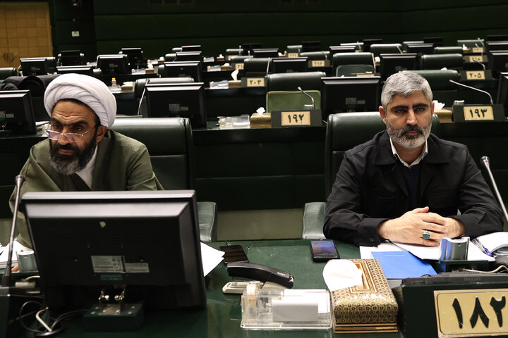 نشست نوبت صبح یکشنبه 28 دی ماه کمیسیون تلفیق لایحه بودجه سال 1405