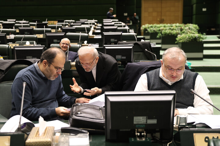 نشست نوبت صبح یکشنبه 28 دی ماه کمیسیون تلفیق لایحه بودجه سال 1405