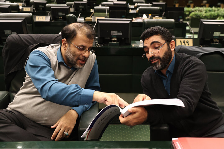 نشست نوبت شب یکشنبه ۲۸ دی ماه کمیسیون تلفیق بودجه ۱۴۰۵