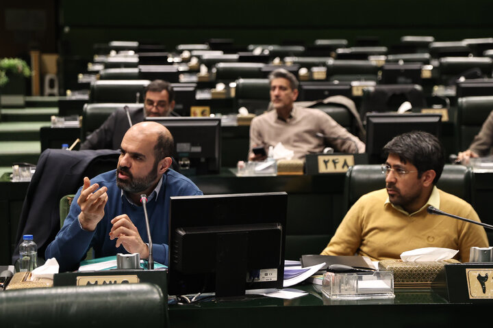 نشست نوبت شب یکشنبه ۲۸ دی ماه کمیسیون تلفیق بودجه ۱۴۰۵