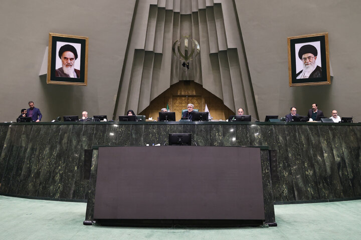 نشست نوبت شب یکشنبه ۲۸ دی ماه کمیسیون تلفیق بودجه ۱۴۰۵