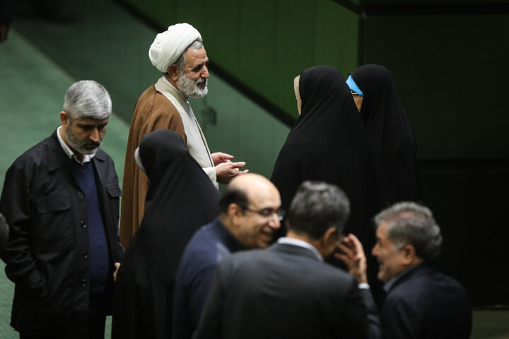 نشست علنی دوشنبه 29 دی ماه مجلس شورای اسلامی