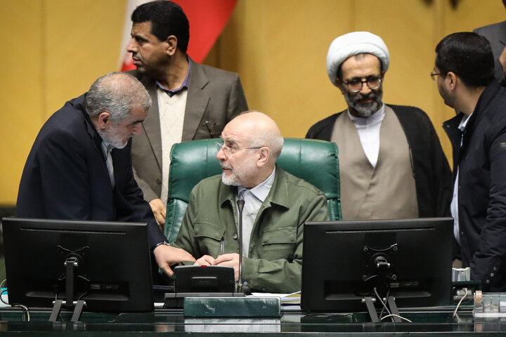 نشست علنی دوشنبه 29 دی ماه مجلس شورای اسلامی