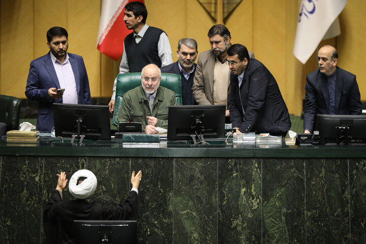 نشست علنی دوشنبه 29 دی ماه مجلس شورای اسلامی