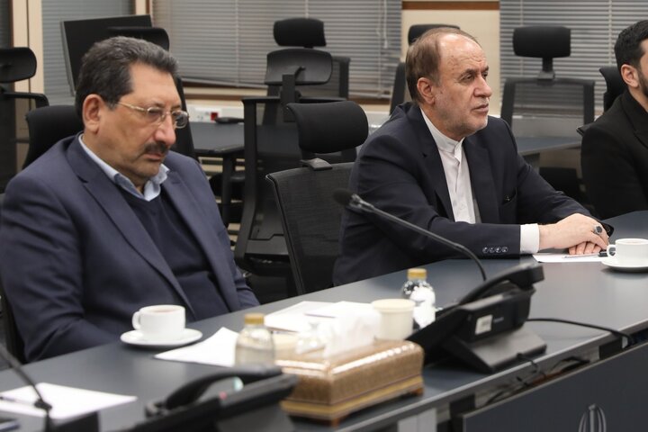 سخنراني  حمید رضا حاجی بابایی در نشست وبیناری کمیته بزرگداشت ۴۷ سالگرد پیروزی انقلاب اسلامی در وزارت صمت